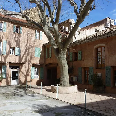 Saint Jean Hotel 2*